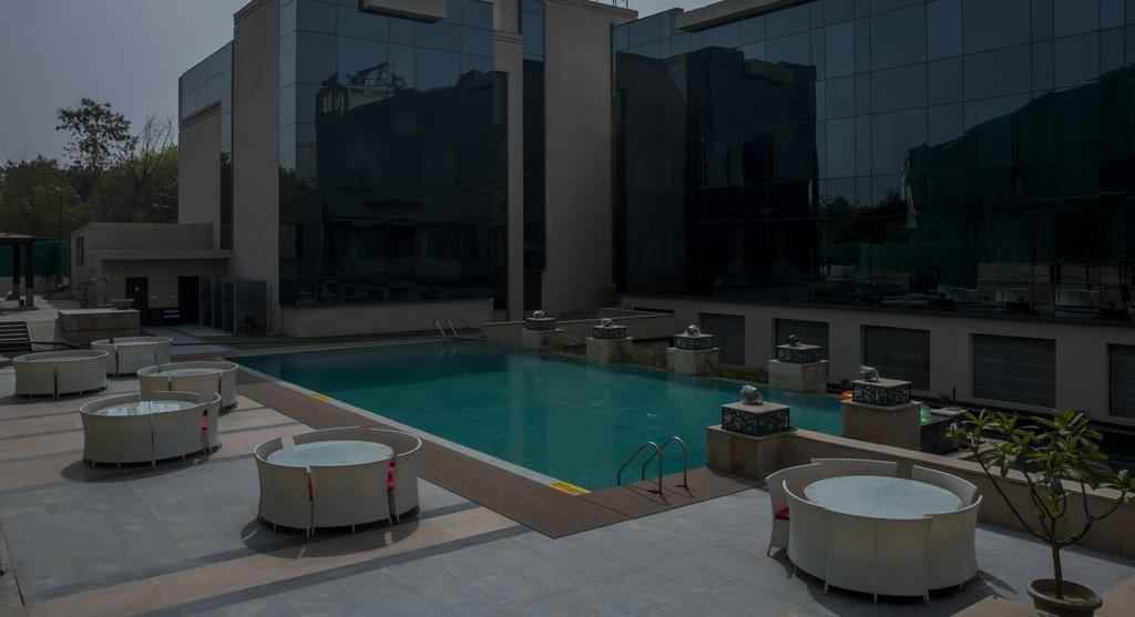 Orana & New Delhi
