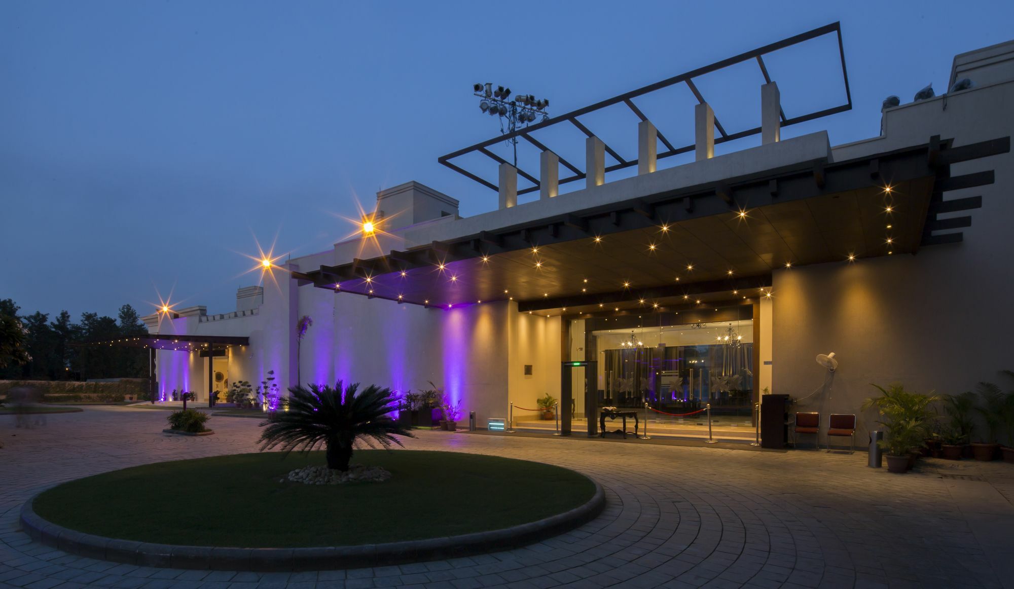 Orana & New Delhi