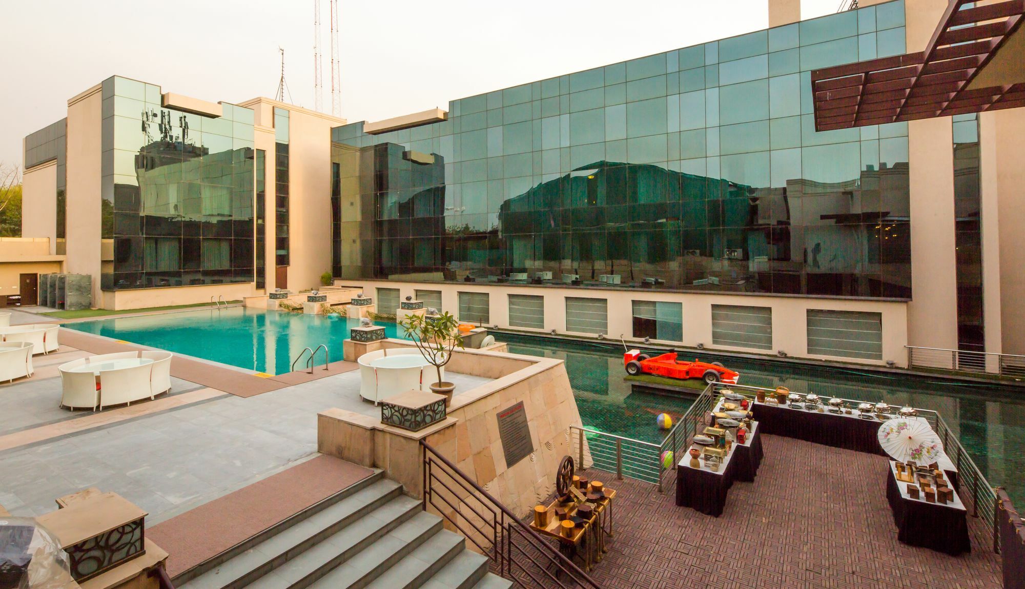 Orana & 4* New Delhi