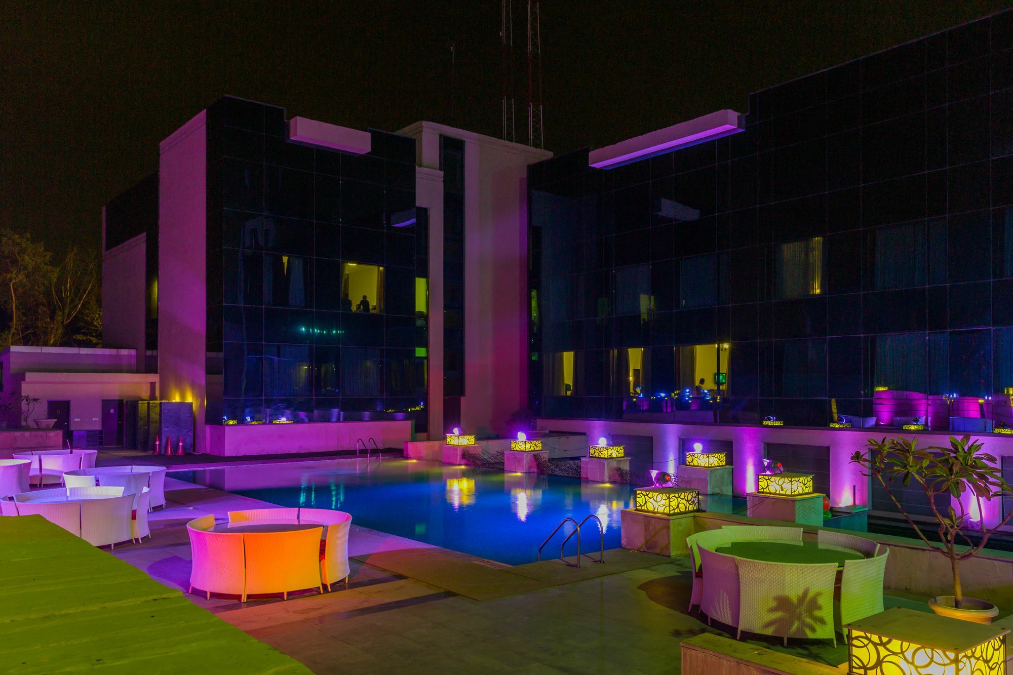 Orana & Hotel New Delhi