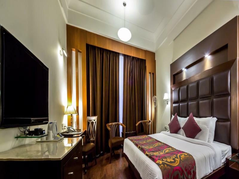 Orana & Hotel 4*
